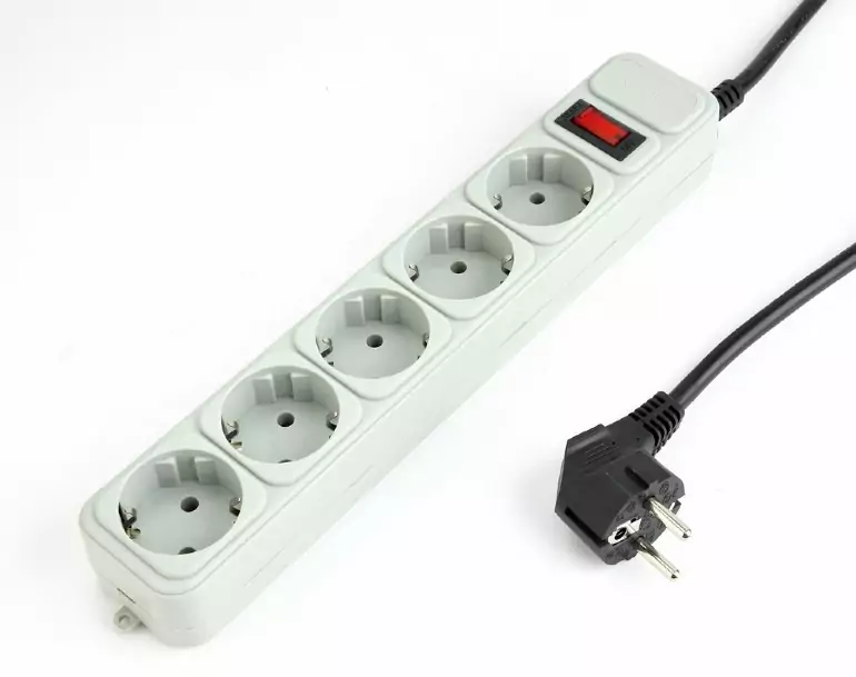 surge-protector-5-sockets-15-ft